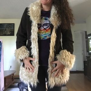 Penny Lane Style, Fur Trimmed Coat